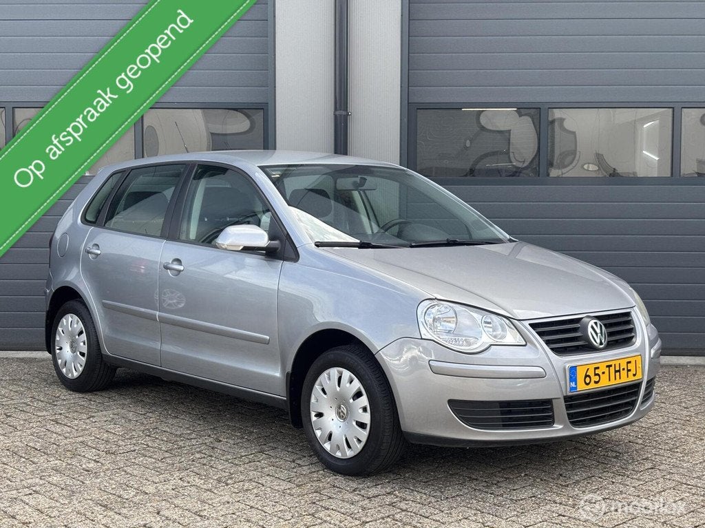 Volkswagen Polo 1.4-16V Comfortline Automaat Uitvoering, 40 €/maand, 4 cilinders, 1033 kg, Euro 4