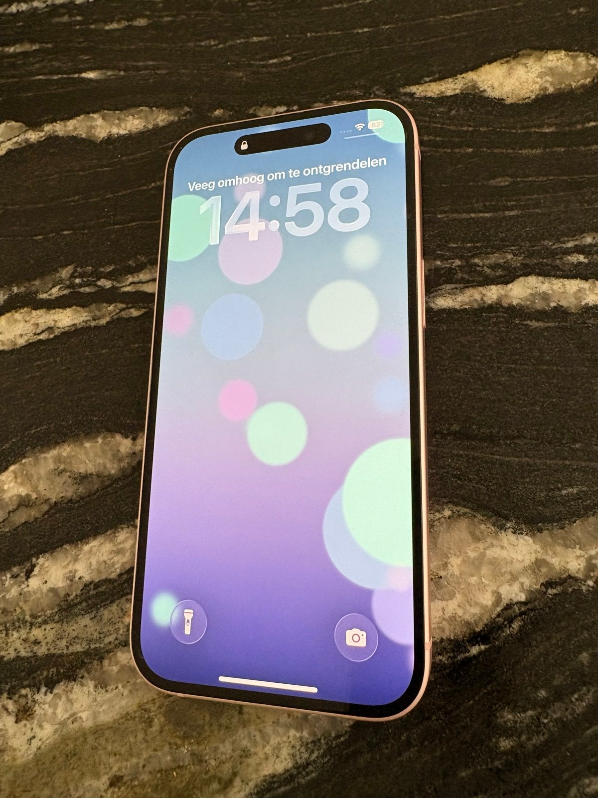 iPhone 15 Roze 128GB - Zo goed als nieuw, Ophalen, Zonder abonnement, 128 GB, Gebruikt