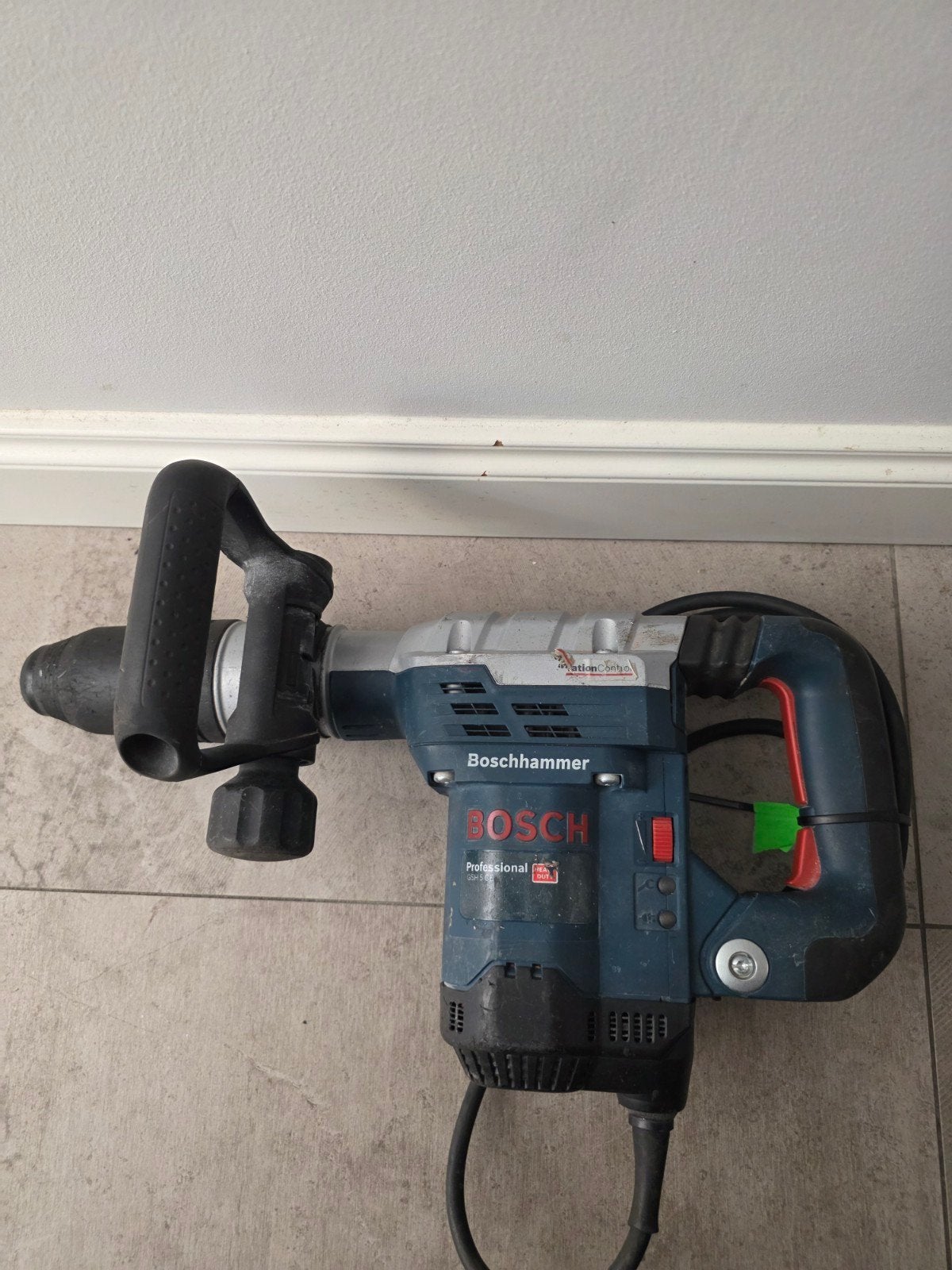 Bosch Professional GSH 5 CE Breekhamer (1150W), Ophalen