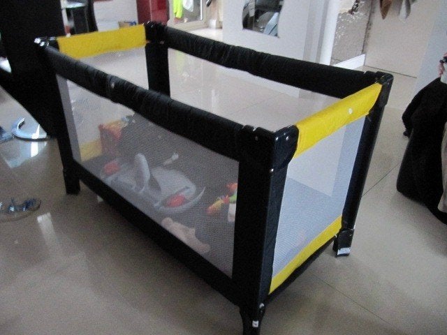 inklapbare baby box, Kinderen en Baby's, Boxen, Ophalen, Gebruikt, Rechthoekig