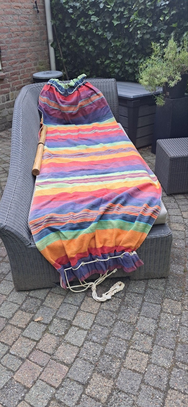 Kleurrijke hangmat voor binnen en buiten, Gebruikt, Ophalen of Verzenden, Met standaard, Eenpersoons