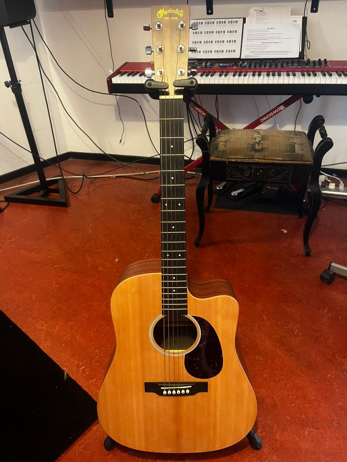 Martin DX1A semi acoustische gitaar, Ophalen of Verzenden, Zo goed als nieuw, Western- of Steelstringgitaar