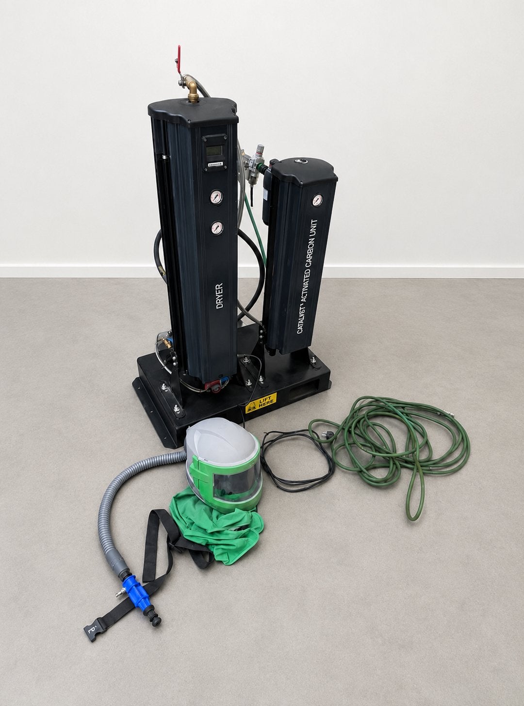 Zandstralen,straalcabine, straalhelm, ademlucht droger, 100 liter of meer, Ophalen