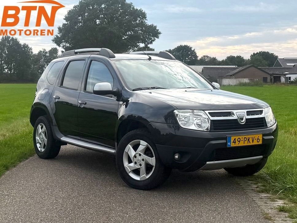 *VERKOCHT* Dacia Duster 1.6 Lauréate (bj 2011) Airco Trekhaa, Auto's, Voorwielaandrijving, Stof, Gebruikt, Zwart