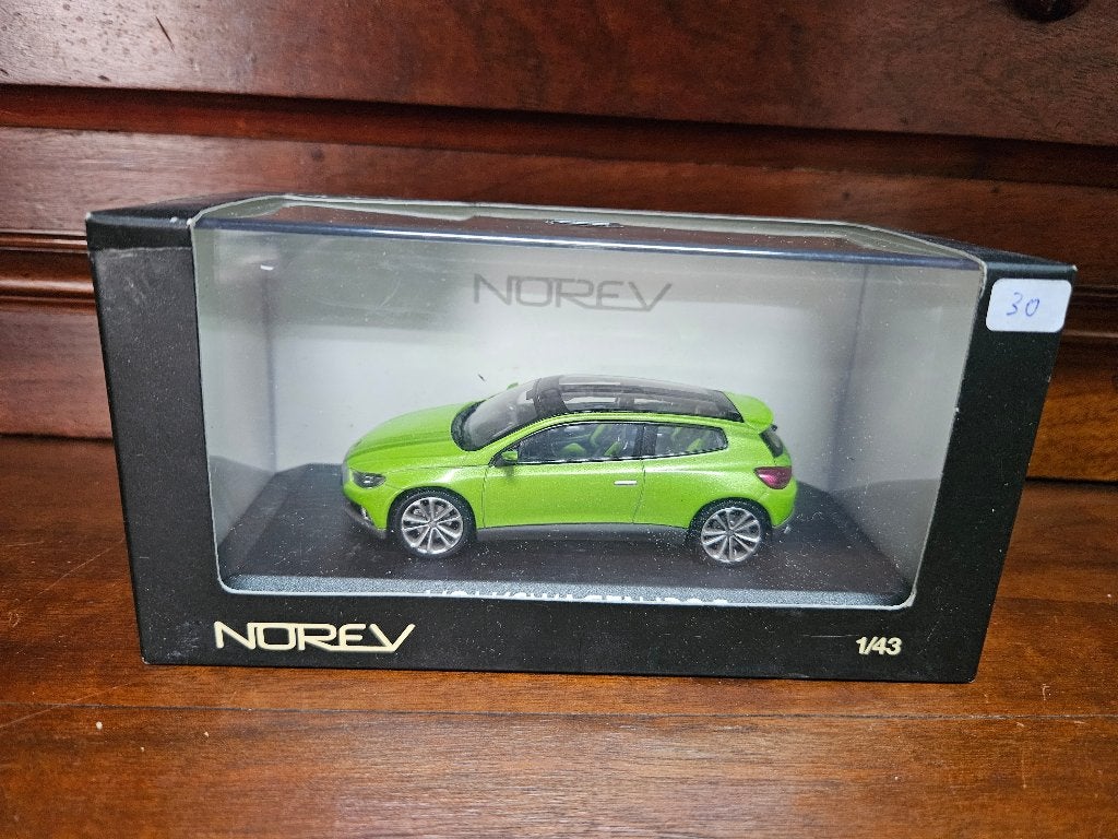 Norev VW Volkswagen Iroc 2006 1/43 in ovp, Ophalen of Verzenden, Zo goed als nieuw, Auto, Norev