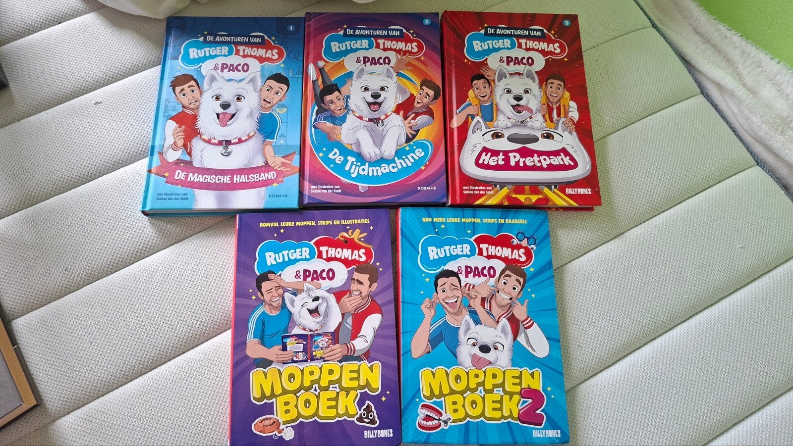 Rutger en Paco deel 1 t/m 3 en 2 moppenboeken, Ophalen, Zo goed als nieuw