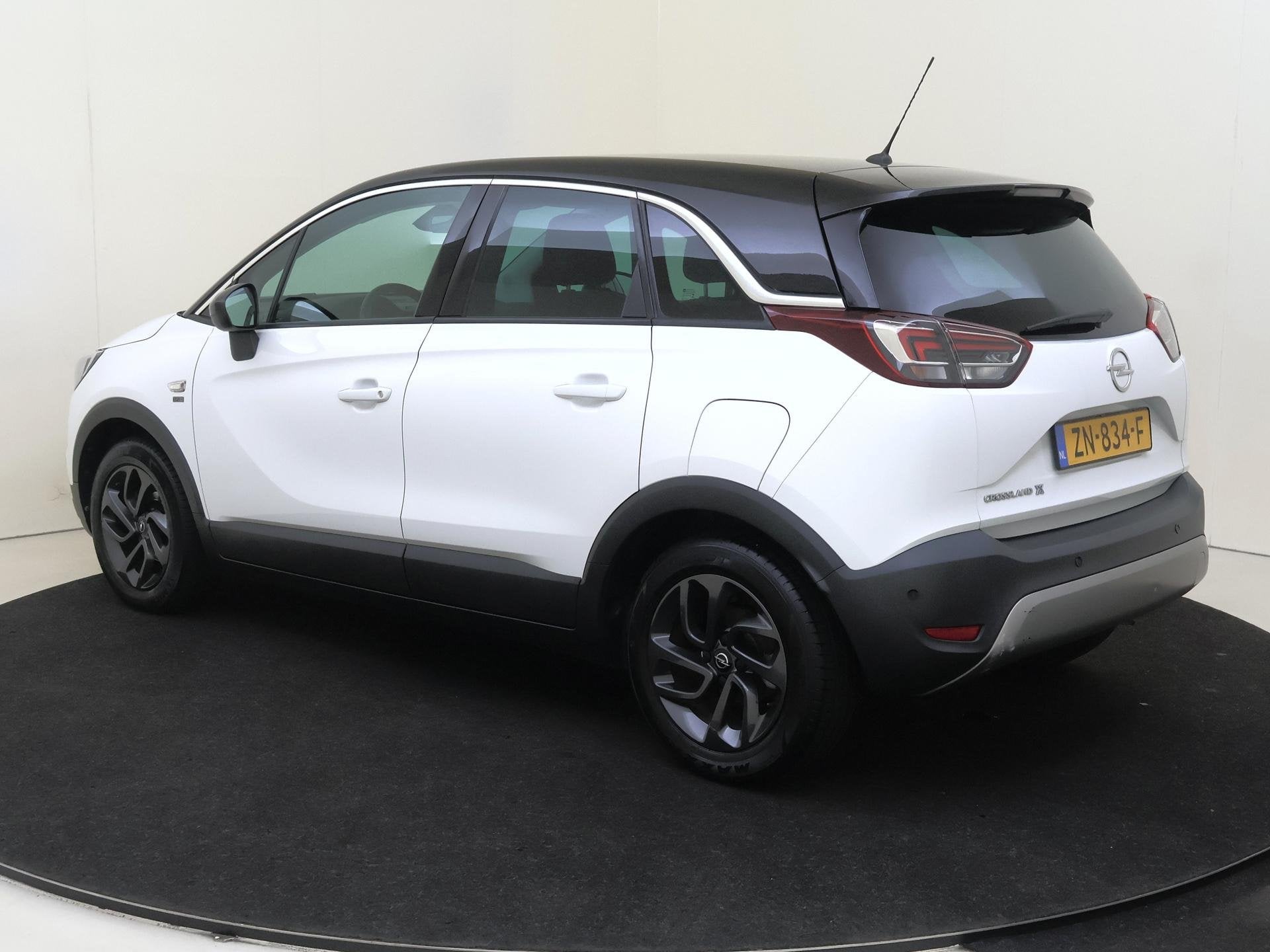 Opel Crossland X 1.2 120 Jaar Edition, Auto's, Voorwielaandrijving, Gebruikt, 1199 cc, 82 pk