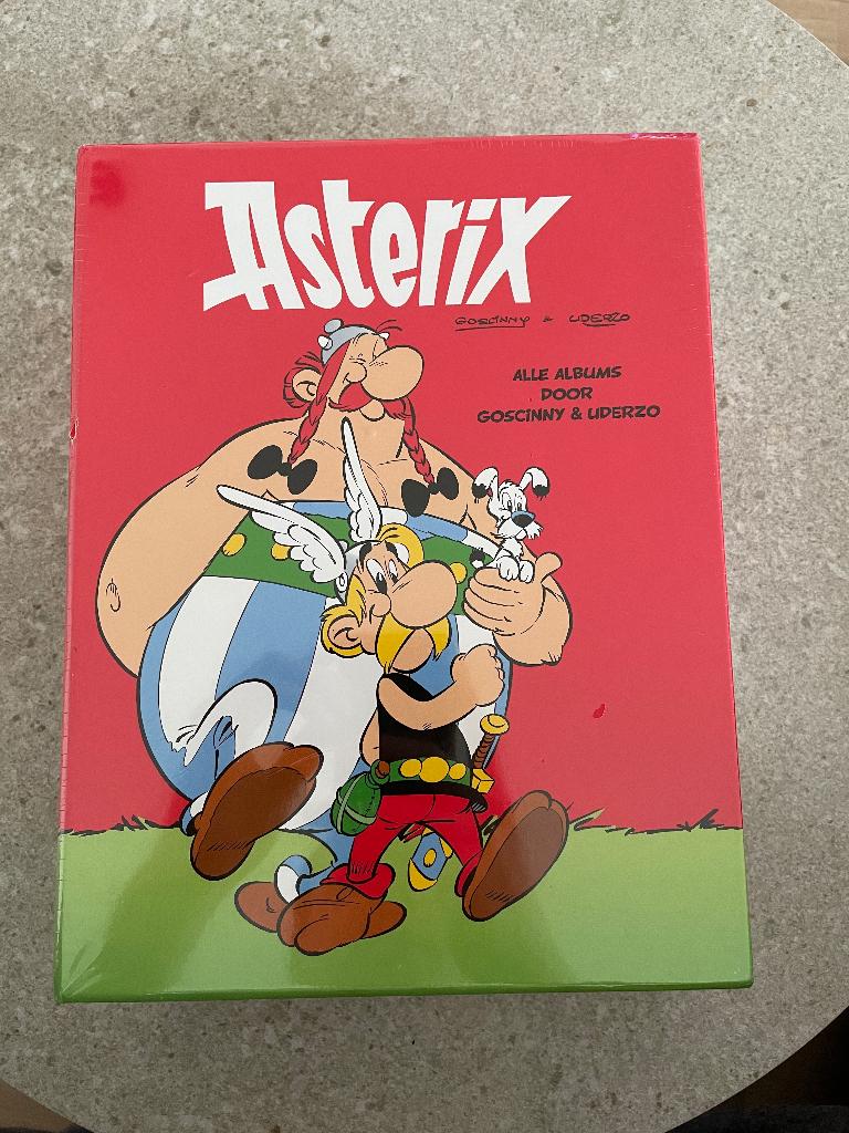 Asterix verzamelbox complete verhalen - 2025 - Sealed, Complete serie of reeks, Ophalen of Verzenden, Nieuw