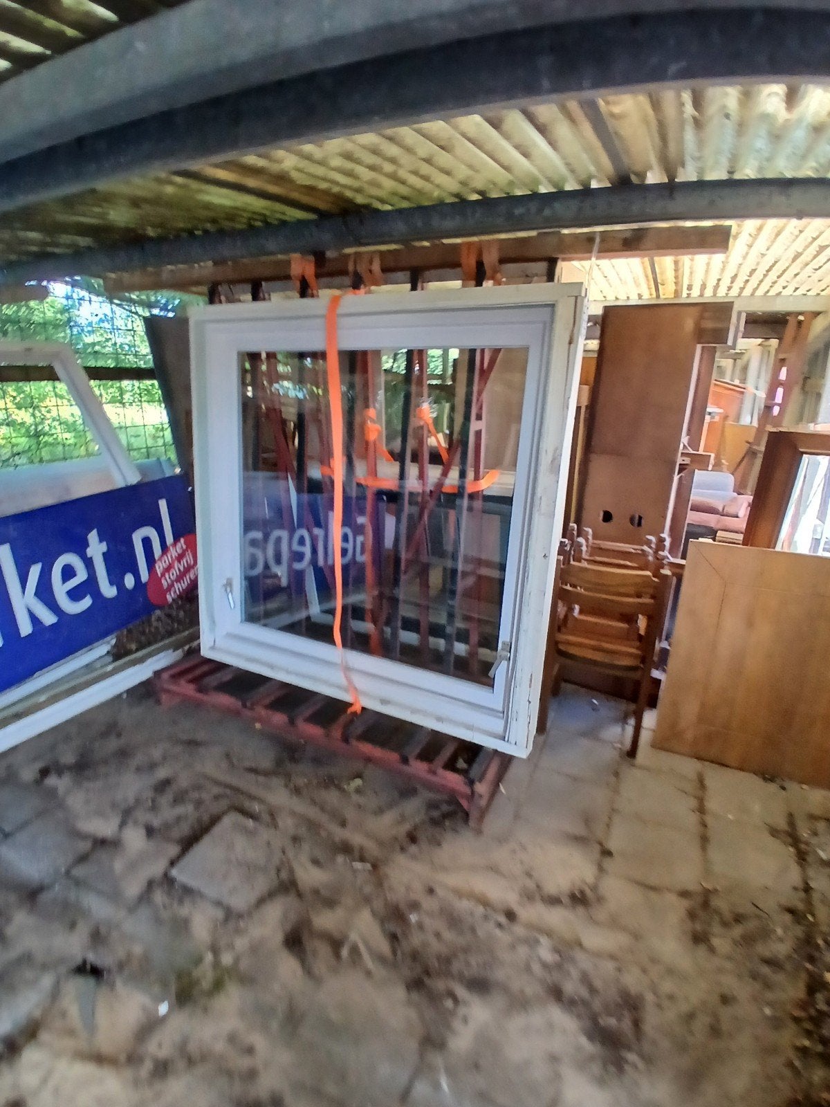 Hardhouten raamkozijn dubbel glas, Doe-het-zelf en Verbouw, Kozijnen en Schuifpuien, Ophalen of Verzenden, Hout, Raamkozijn