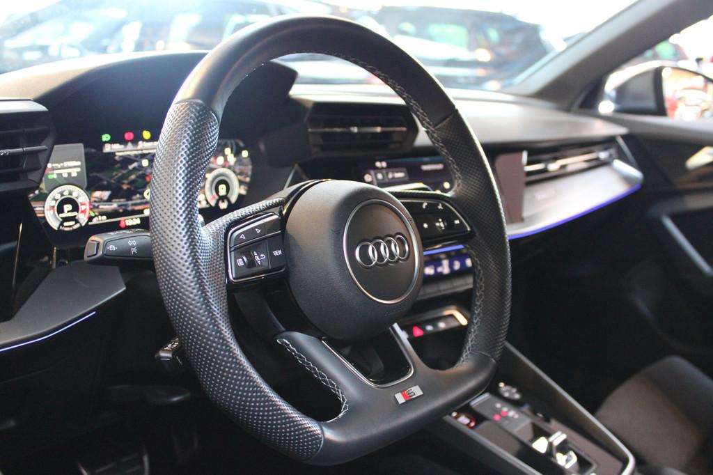 Audi S3 Sportback 2.0 TFSI S3 QUATTRO 310PK S-TRONIC S3-SPOR, Auto's, Gebruikt, 4 cilinders, Zwart, Automatische klimaatregeling