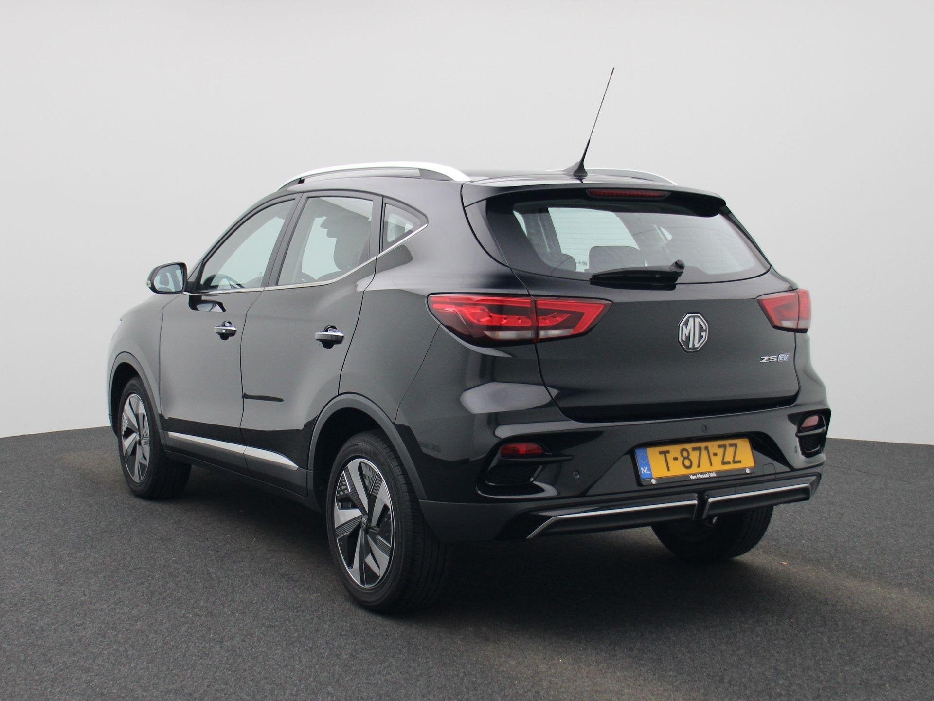MG ZS EV Standard Range Comfort 50 kWh, Auto's, 12 maanden, Stof, ZS, Zwart