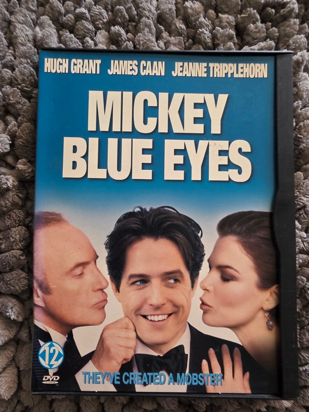 Mickey Blue Eyes DVD - Romantische komedie met Hugh Grant, Engels, Gebruikt, Romantische komedie, Inclusief doosje