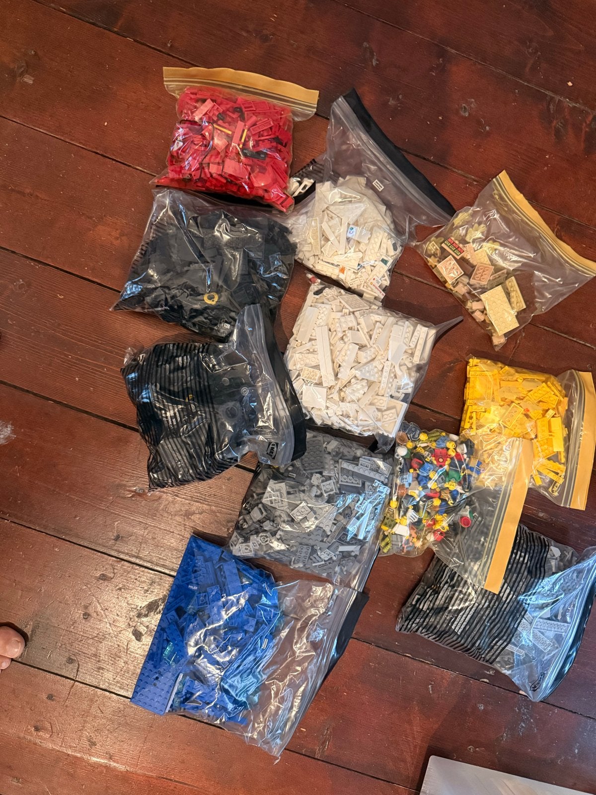 Verschillende zakken LEGO - Losse stenen en minifiguren, Ophalen, Inclusief minifiguren, Gebruikt, Lego