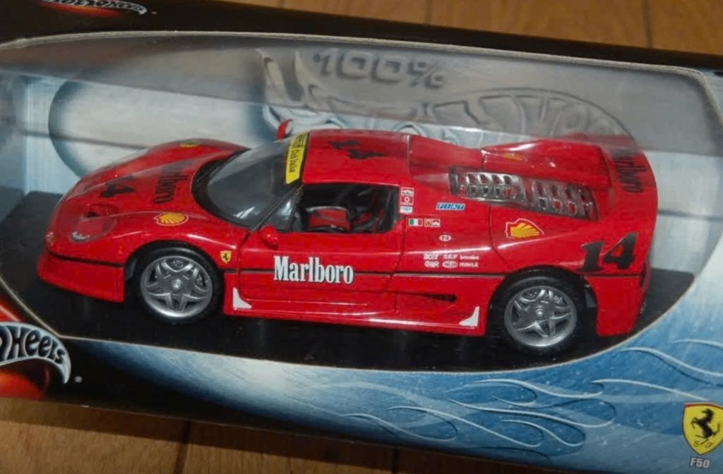 1:18 FERRARI F50 CLUB ITALIA ombouw Hotwheels in doos WRH, Hobby en Vrije tijd, Verzenden, Zo goed als nieuw, Auto, Hot Wheels