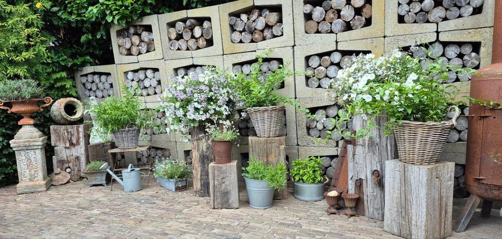 Grote voorraad Meerpalen voor tuin en terras, Ophalen, Nieuw