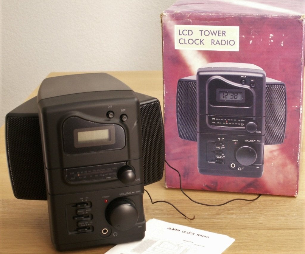 LCD tower clock radio met uitklapbare boxen, Ophalen of Verzenden, Nieuw