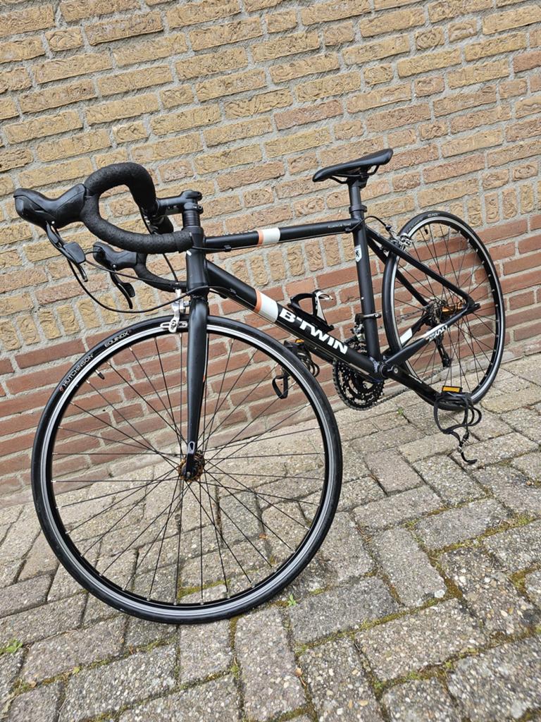 BTwin Triban 500 racefiets - 24 versnellingen, V-brakes, Fietsen en Brommers, Fietsen | Racefietsen, Overige merken, Velgrem, Aluminium
