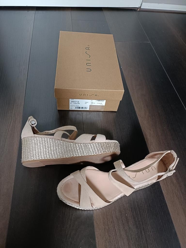 Unisa beige sandalen leer 41, Beige, Zo goed als nieuw, Unisa, Sandalen of Muiltjes