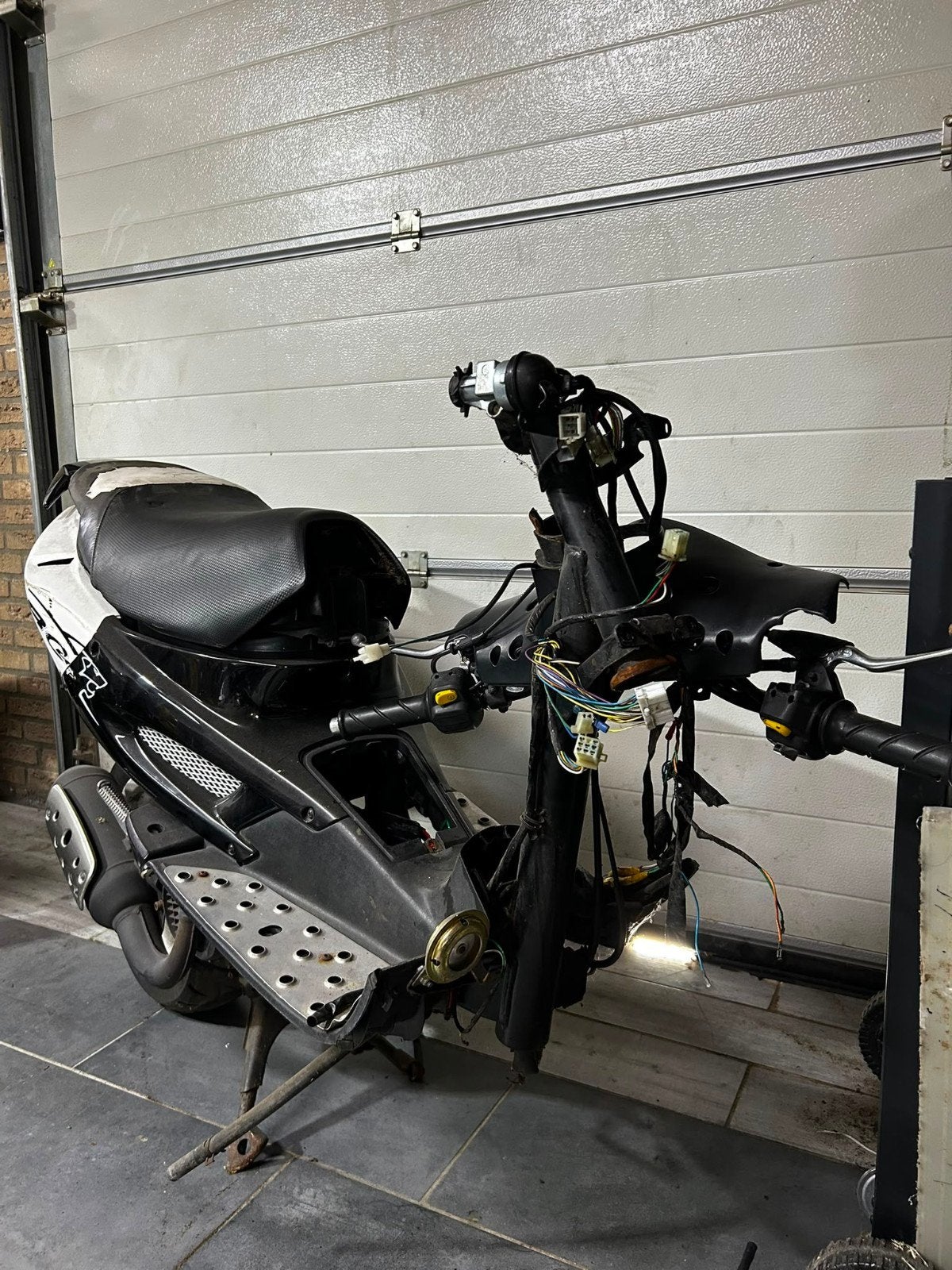 Peugeot speedfight 2 2t, in onderdelen beschikbaar., Ophalen, Gebruikt, Overige typen, Peugeot