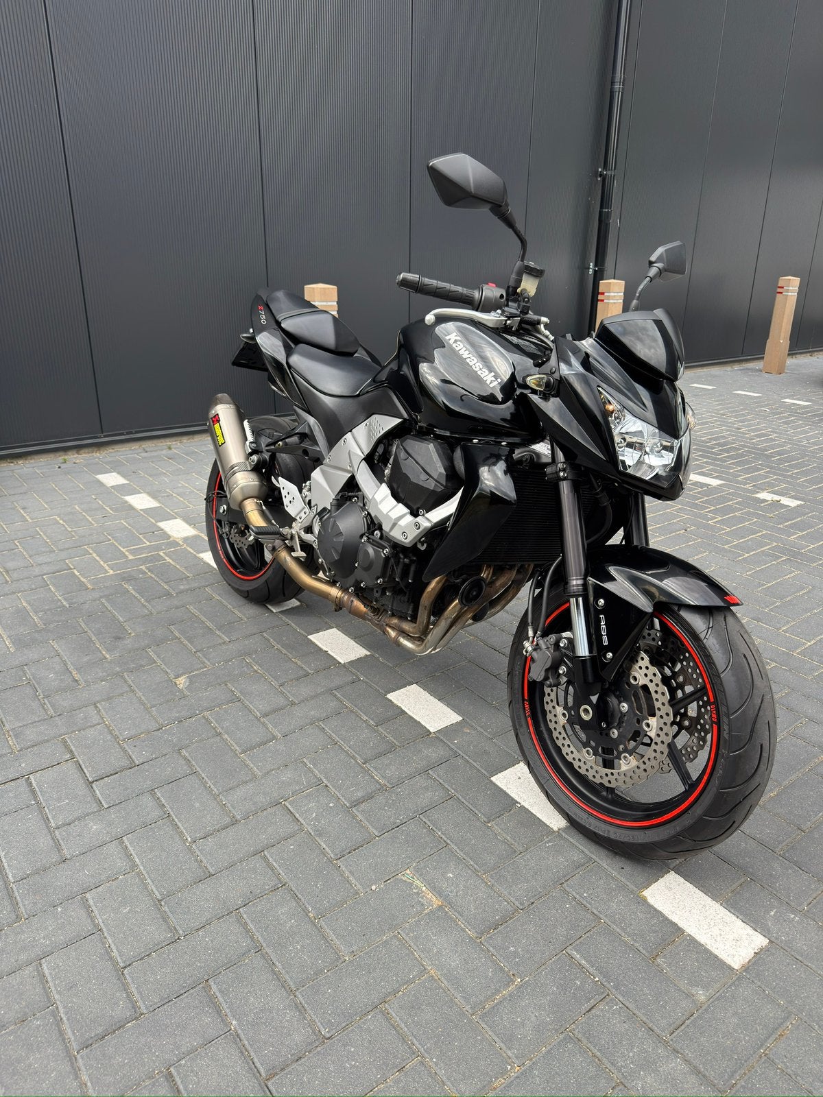 Kawasaki Z750 ABS 2008 | 26.967 km | Akrapovič | grote beurt, Particulier, Naked bike