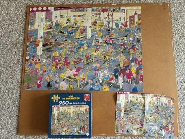 Puzzel Jan van Haasteren At the gym 950 stukjes, Ophalen of Verzenden, 500 t/m 1500 stukjes, Gebruikt, Legpuzzel