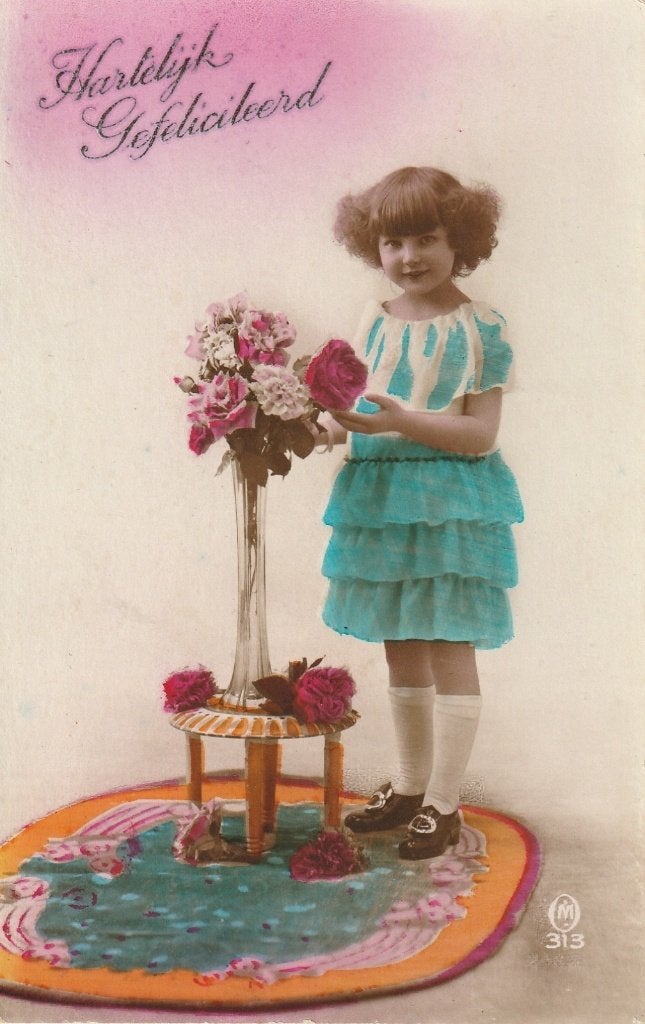 MEISJE JURK UIT BEGIN 1900 ZEER MOOIE KAART KO301, Ophalen of Verzenden, 1920 tot 1940, Ongelopen, Overige thema's