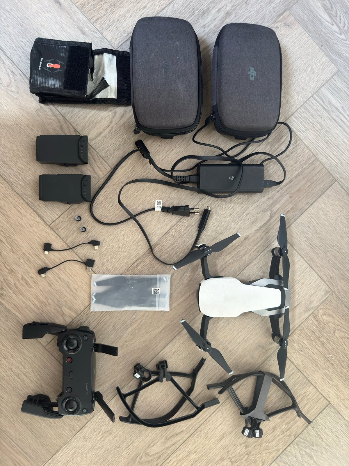DJI Mavic Air Fly More Combo, Gebruikt, Cameradrone, Extra accu('s), 15 tot 30 minuten