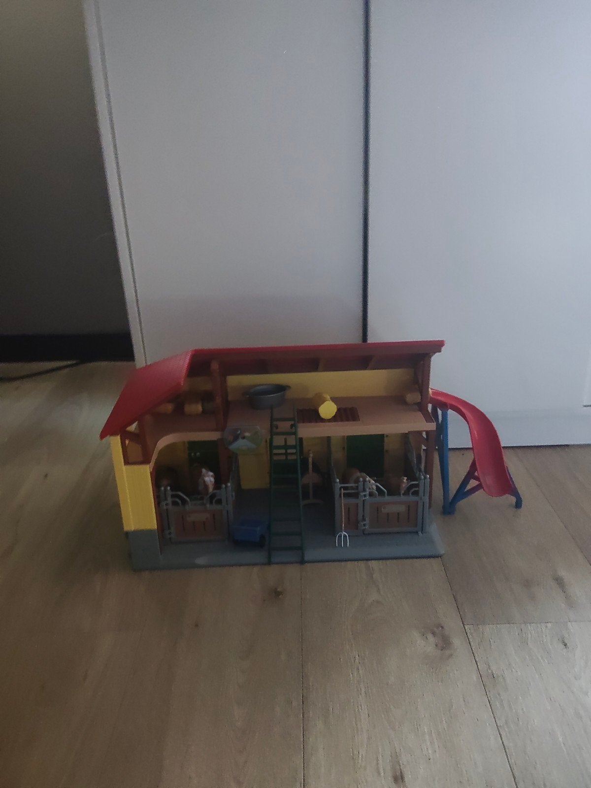 Schleich Farm World Paardenstal met accessoires, Ophalen of Verzenden, Jongen of Meisje