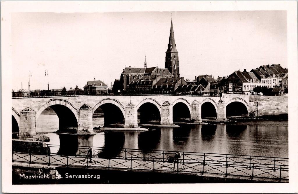 Maastricht - St. Servaasbrug, Verzenden, 1940 tot 1960, Ongelopen, Limburg