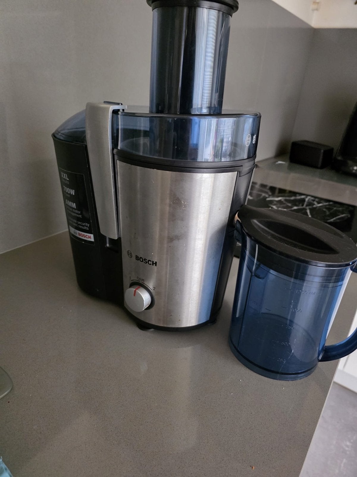 Bosch Sapcentrifuge 700W - Krachtige Juicer voor Vers Sap, Ophalen, Gebruikt, Elektrisch, Sapcentrifuge