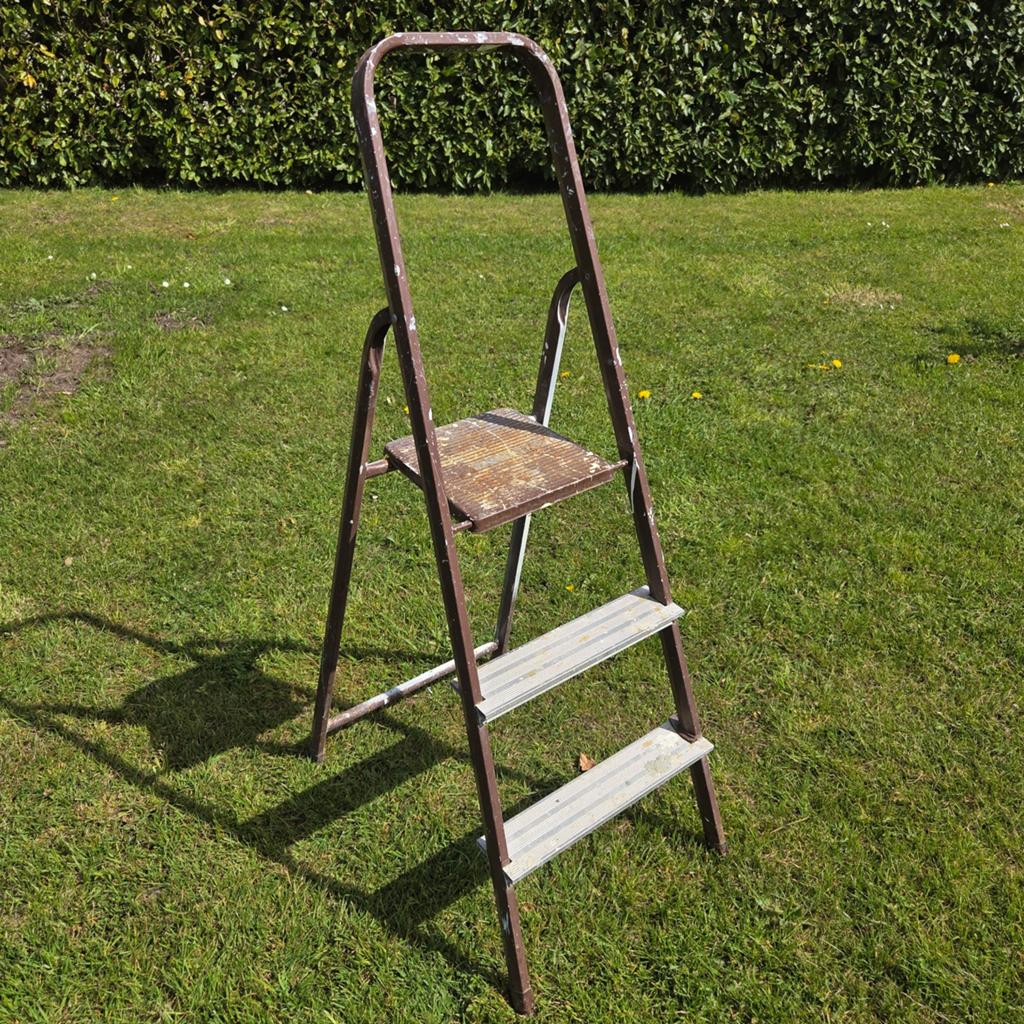 Trap huishoudtrap klustrap Brabantia inklapbaar, Ophalen
