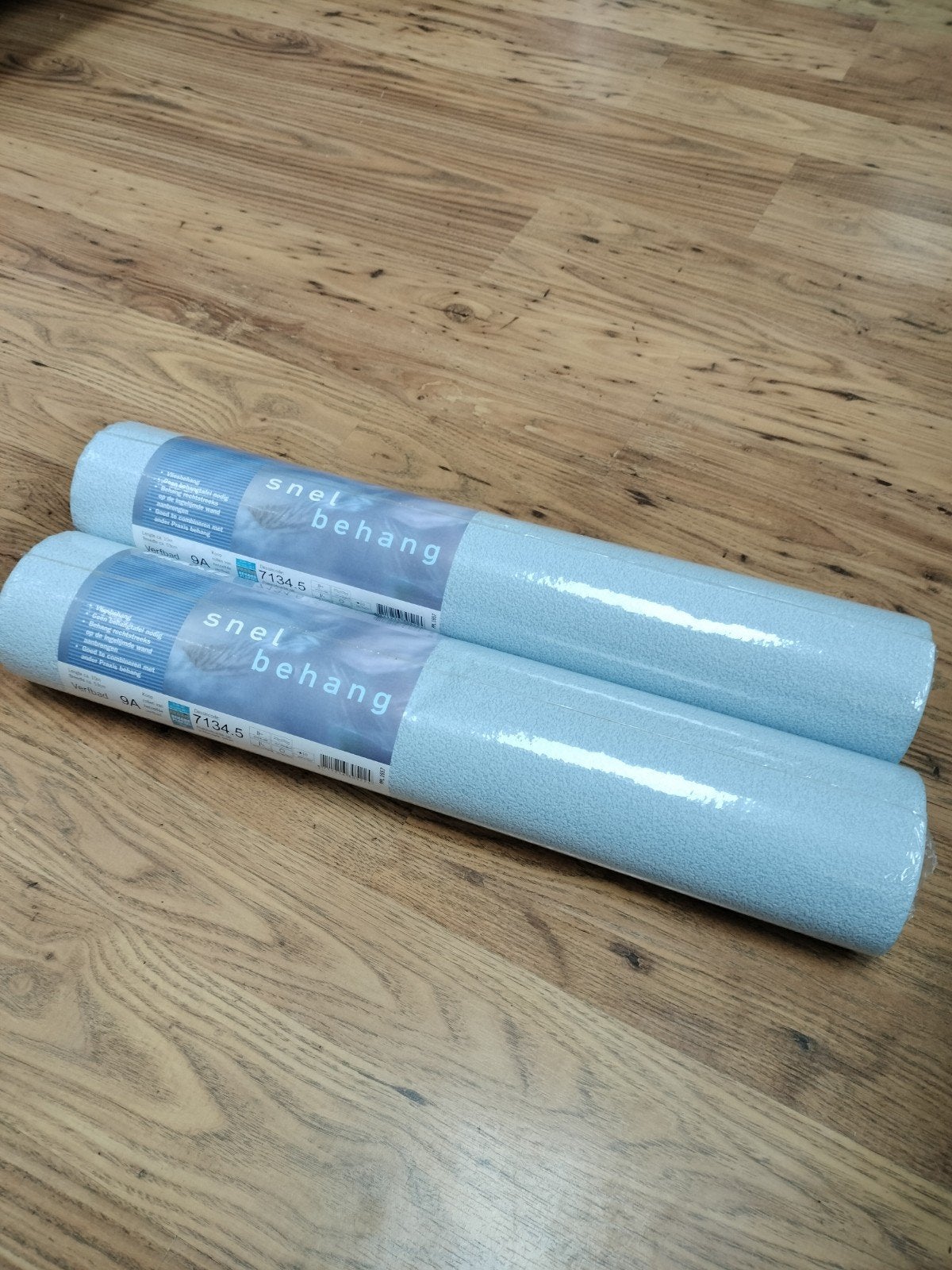 2 rollen Praxis Snel Vliesbehang-Lichtblauw 7134.5(9A), Huis en Inrichting, Overige patronen, Ophalen of Verzenden, Overige stijlen