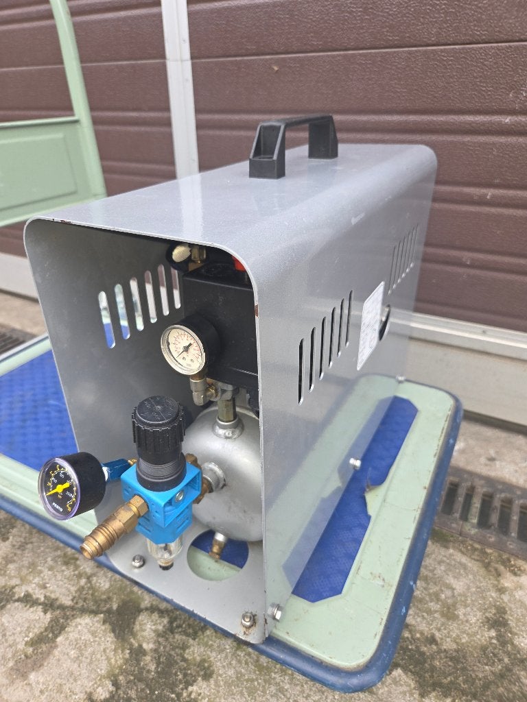 Sil-Air 20 A Silent -Air Luchtcompressor, Gebruikt, 10 bar of meer, Ophalen of Verzenden, 200 tot 400 liter/min
