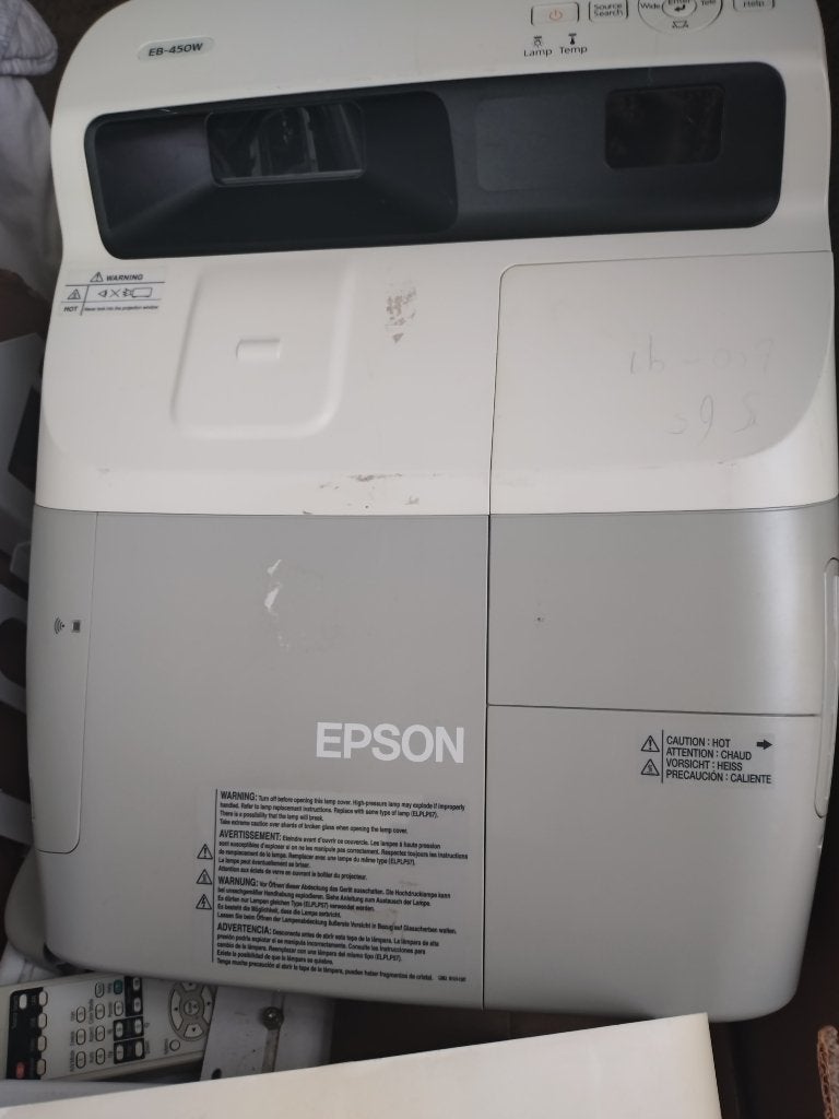Beamer met ophangsysteem, Audio, Tv en Foto, Beamers, Ophalen, Gebruikt, Overige resoluties, Epson