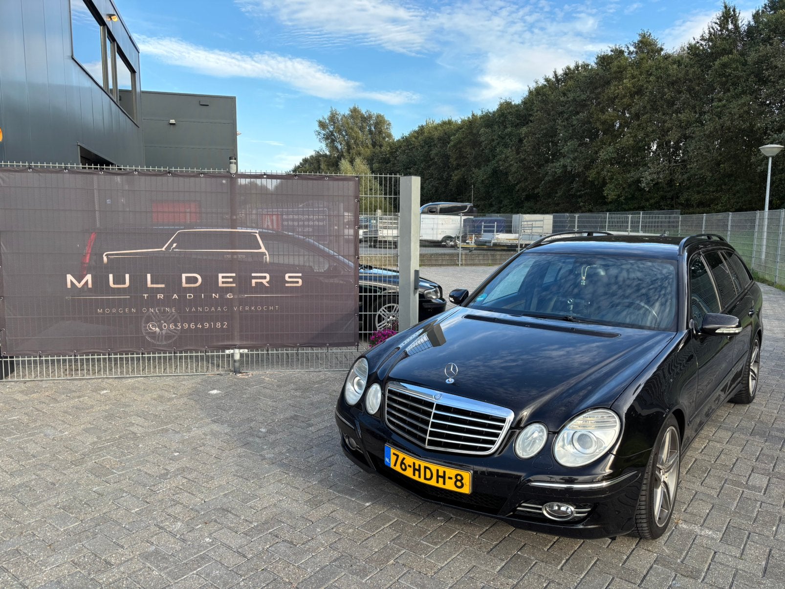 Mercedes-Benz E350 CGI | W211 Youngtimer | Volledig OH, Automaat, Achterwielaandrijving, Zwart, Zwart
