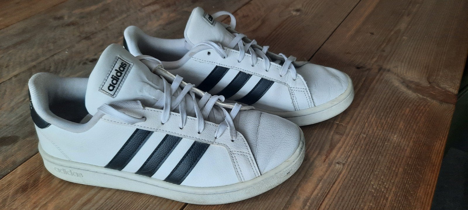 Adidas Grand Court sneakers - Maat 42 - Wit zwarte strepe, Ophalen of Verzenden, Wit
