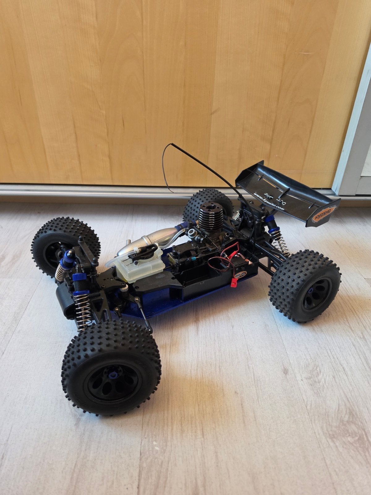nitro rc auto, Gebruikt, Auto offroad, Ophalen of Verzenden, Schaal 1:10