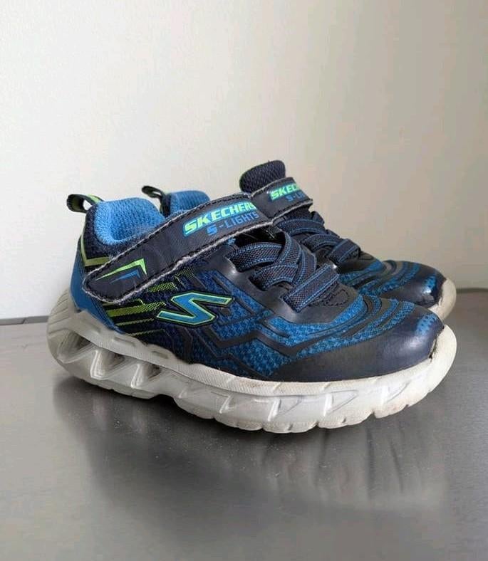Jongens schoenen Skechers 24 lichtjes lampjes sneakers, Gebruikt, Schoenen, Jongen, Skechers