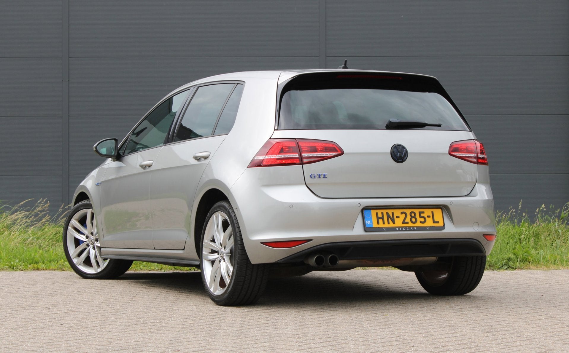 Volkswagen Golf 1.4 TSI GTE AllSeason Camera ParkTronic LED, Gebruikt, 4 cilinders, 150 pk, Leder en Stof