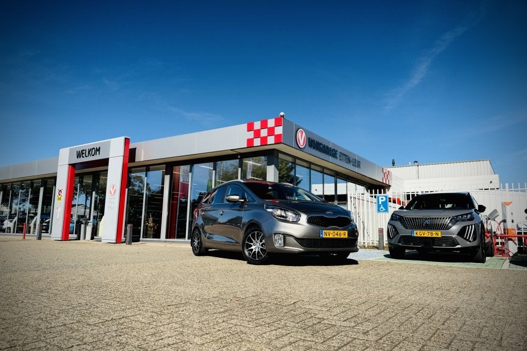 Kia Carens 1.6 GDi ExecutiveLine | TREKHAAK | CAMERA | CLIMA, Auto's, 12 maanden, Gebruikt, 4 cilinders, 7 stoelen