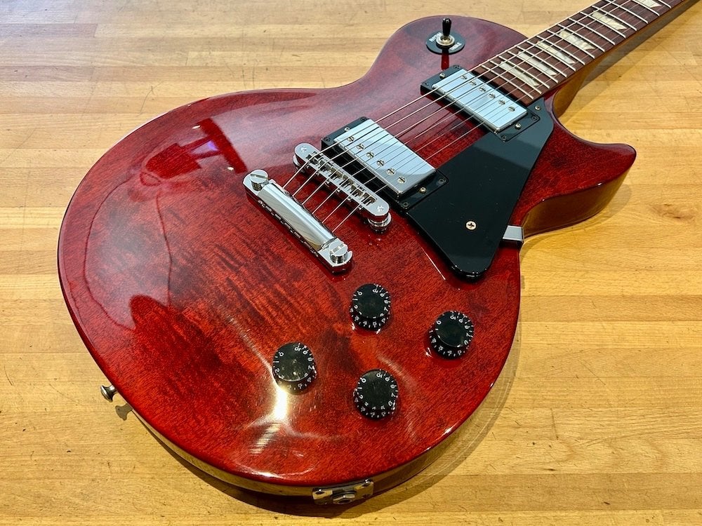 Gibson 2011 Les Paul Studio Wine Red + Case, Ophalen of Verzenden, Zo goed als nieuw, Solid body, Gibson