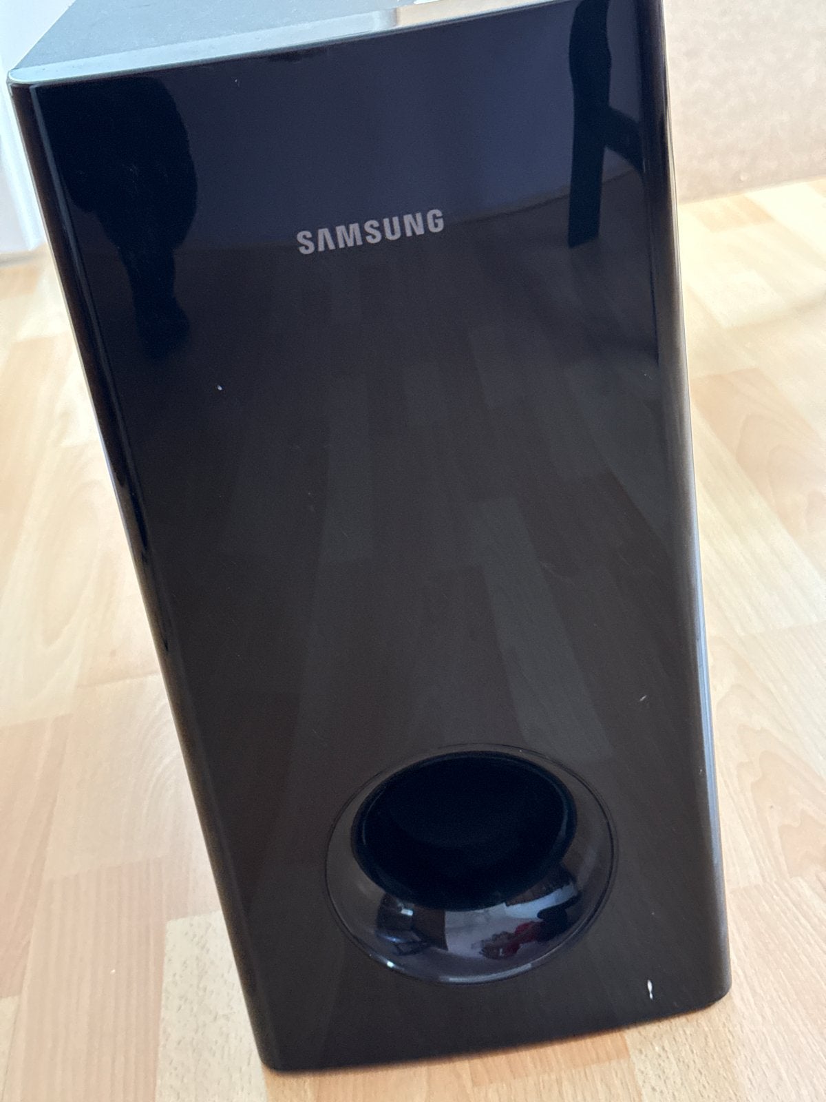 Samsung Subwoofer - Krachtige Bas voor Thuisbioscoop, Ophalen, Gebruikt, Inclusief kabels, Subwoofer