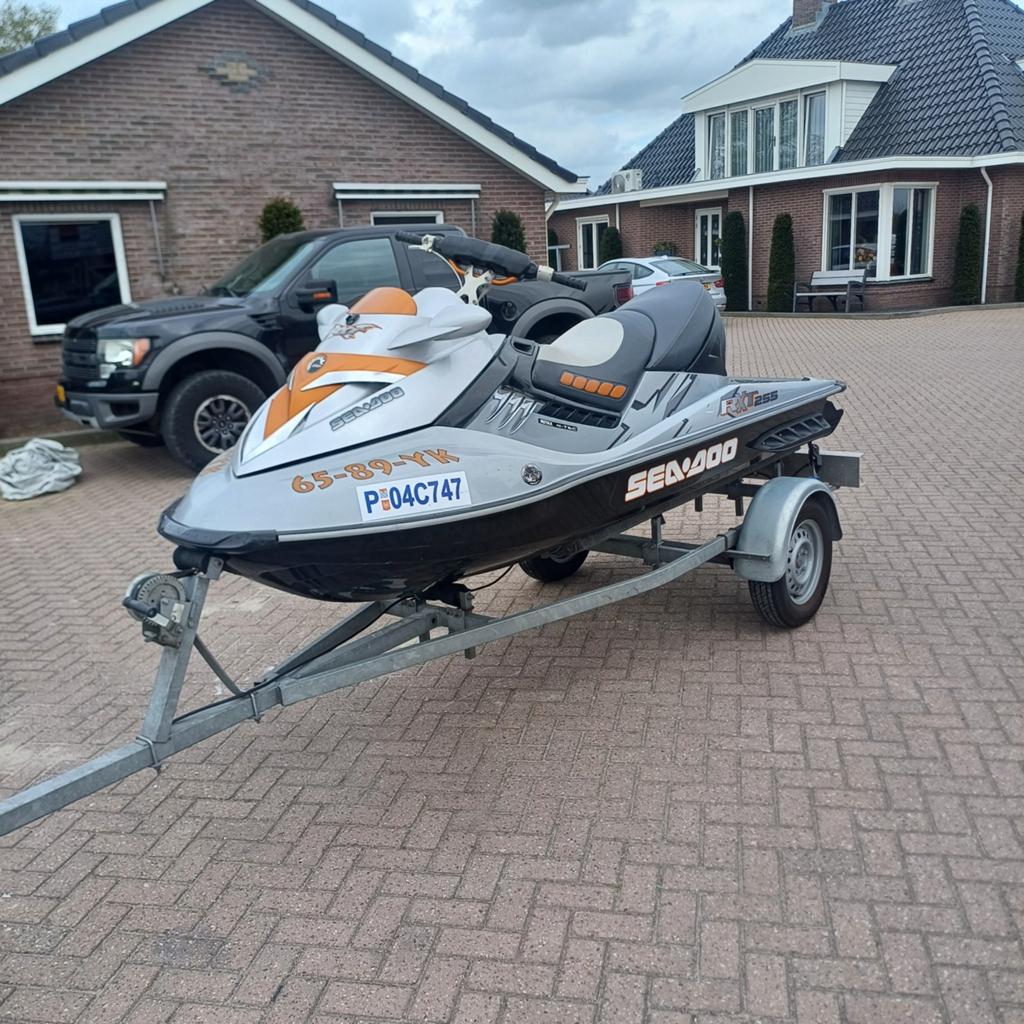 Sea-Doo RXT 255  waterscooter met trailer, Ophalen, Zo goed als nieuw, Benzine, 200 pk of meer
