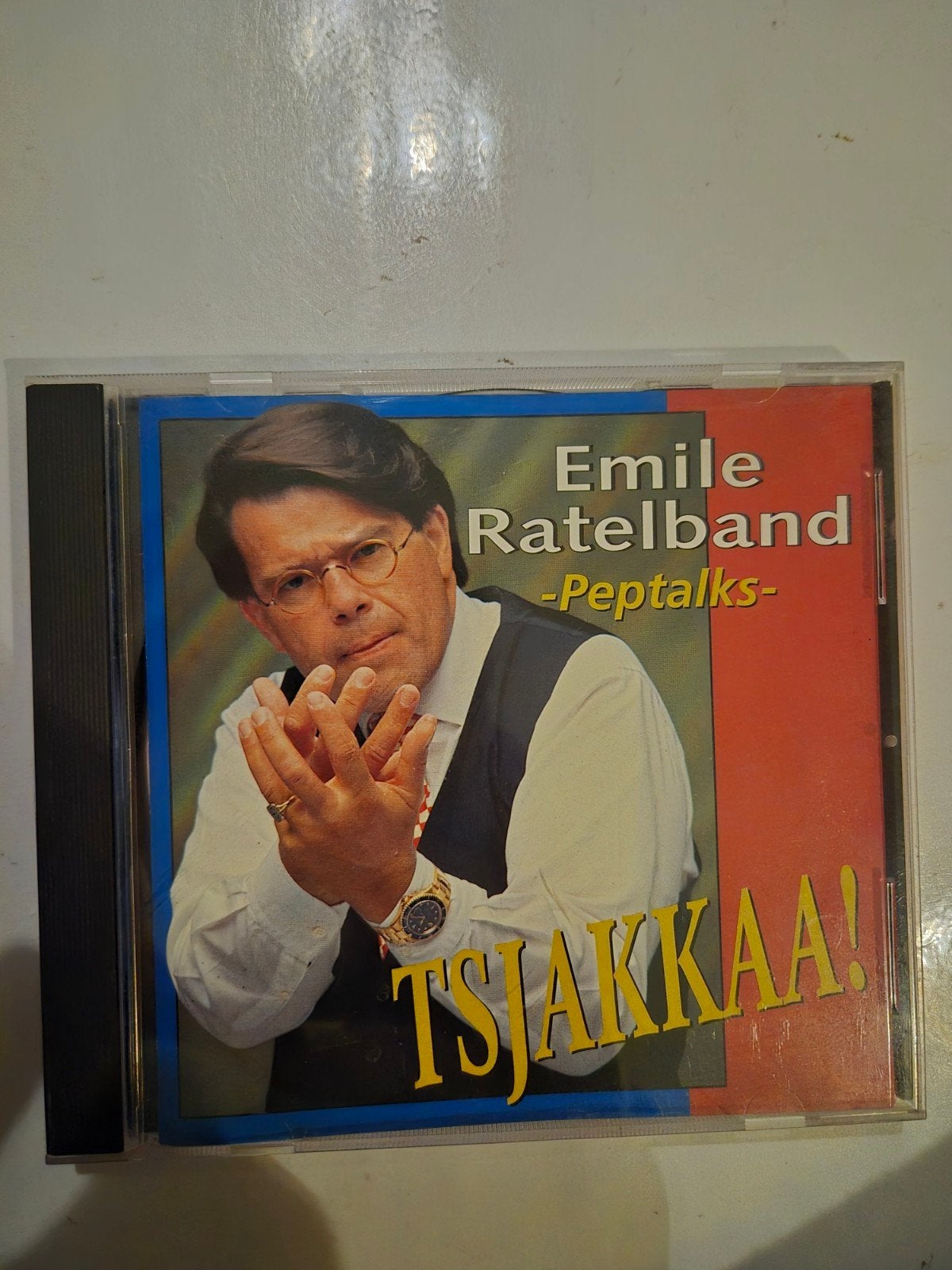 Emile Ratelband - Peptalks, tsjakkaa! Cd. 1995
Code 87121957, Ophalen of Verzenden, Gebruikt