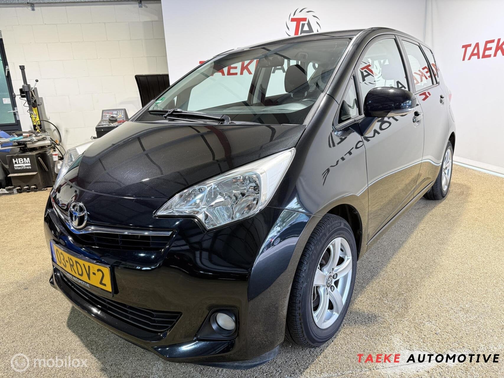 Toyota Verso-S 1.3 VVT-i Aspiration AUT/CLIMA/CAMERA/APK/NAP, Auto's, Euro 5, Stof, Gebruikt, Start-stop-systeem