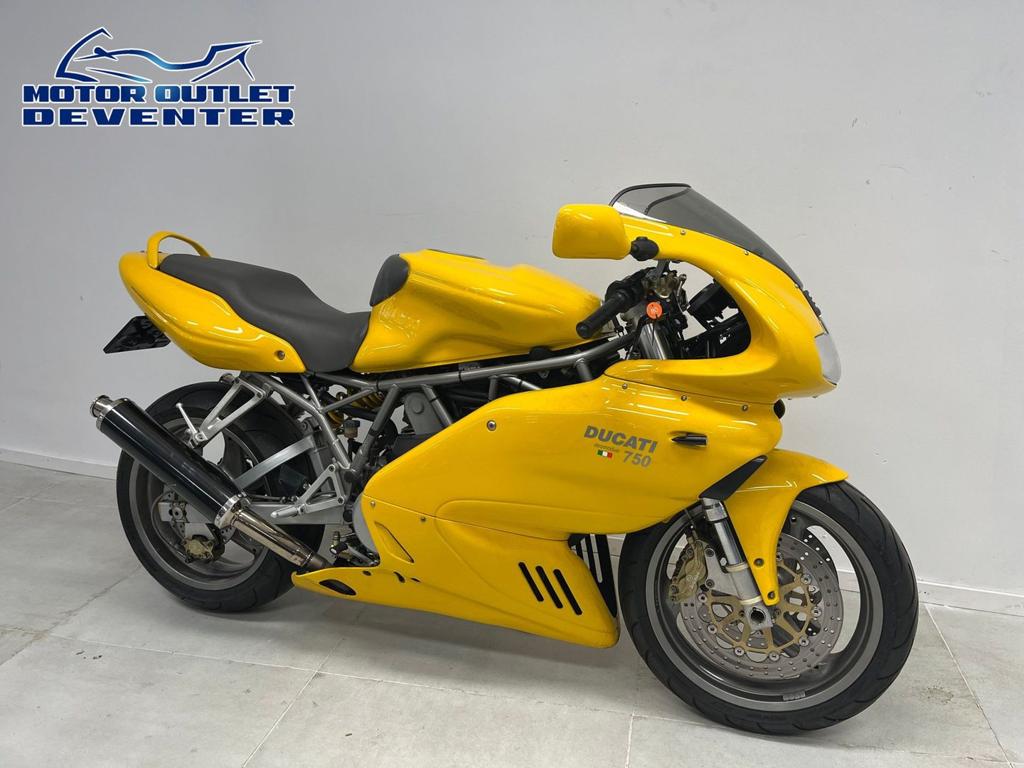 Mooie DUCATI 750 SUPER SPORT (bj 2003) 750SS SUPERSPORT, DUCATI, 2 cilinders, Motorrijbewijs A, Bedrijf