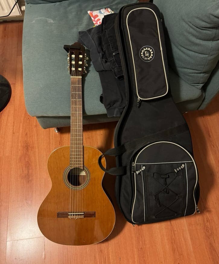 Alhambra Klassieke Gitaar met Hoes., Ophalen, Zo goed als nieuw, Klassieke of Spaanse gitaar, Met koffer