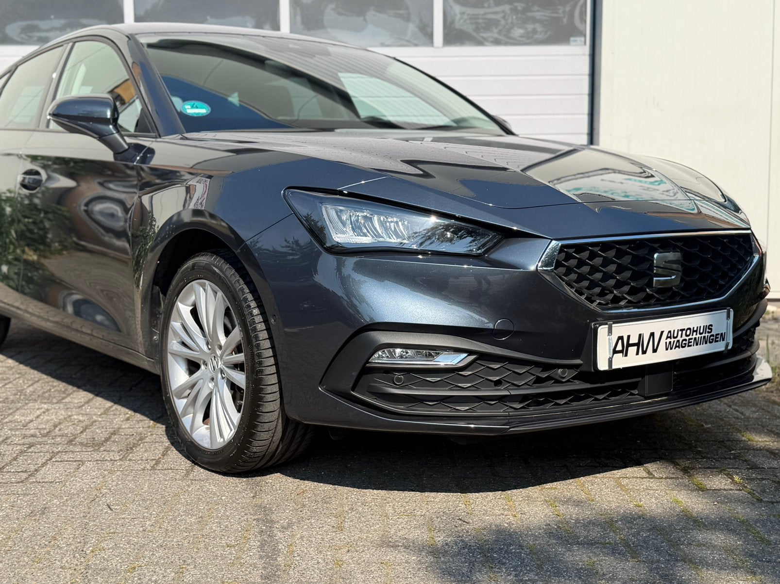 Seat Leon / 1.5eTSI /DSG-7 2024/ NIEUWSTAAT!, Auto's, 1498 cc, 4 cilinders, Leon, Bedrijf
