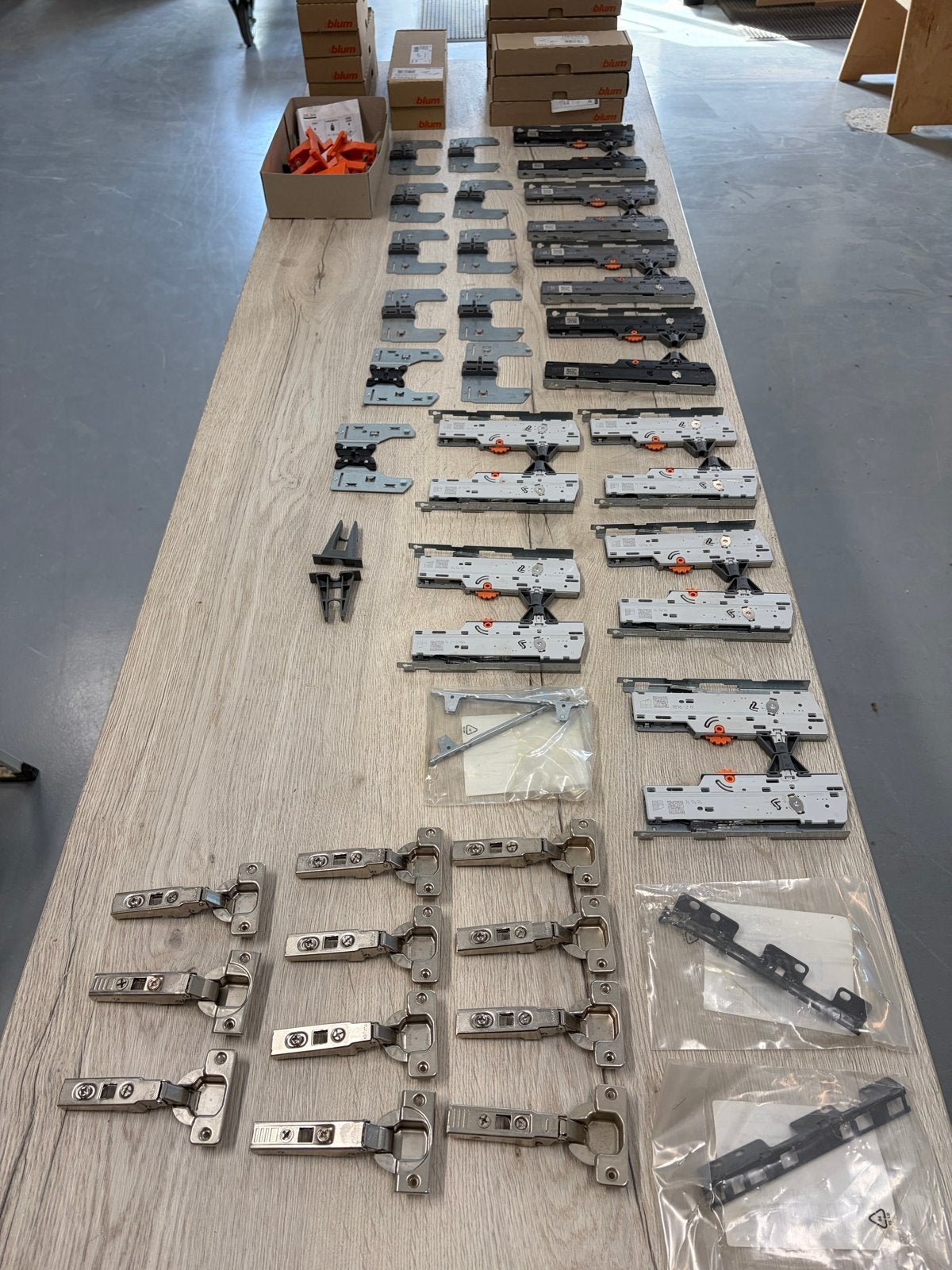 Blum Tip-On Systemen en Montagehulpstukken, Ophalen of Verzenden, Nieuw, Overige materialen, Overige typen