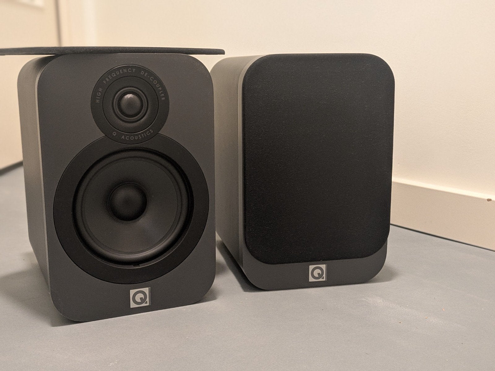 Q Acoustics 3020 boekenplank speakers, Audio, Tv en Foto, Basreflex, Zo goed als nieuw, 60 tot 120 watt, Boekenplank luidspreker